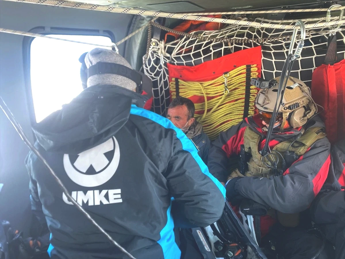 Ekiplerin tahliye çalışmaları